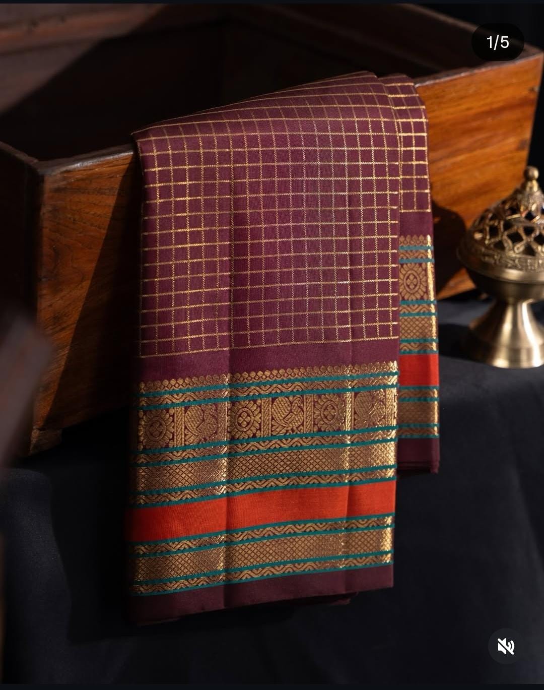 Classic Kanchipuram Silk Checks Marron Saree