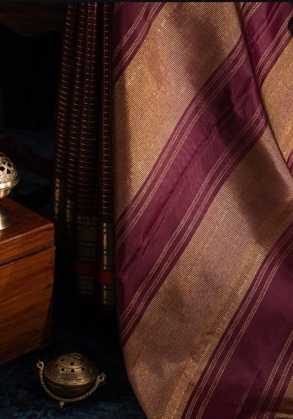 Classic Kanchipuram Silk Checks Marron Saree