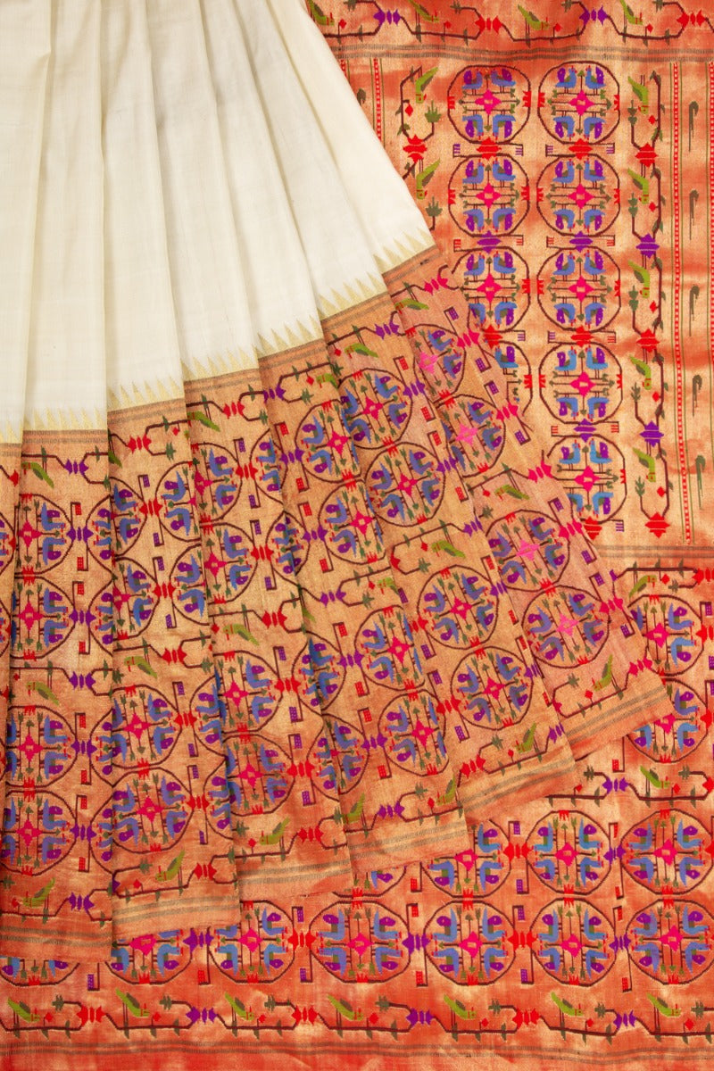 Paithani silk Mor Bangdi Cream saree