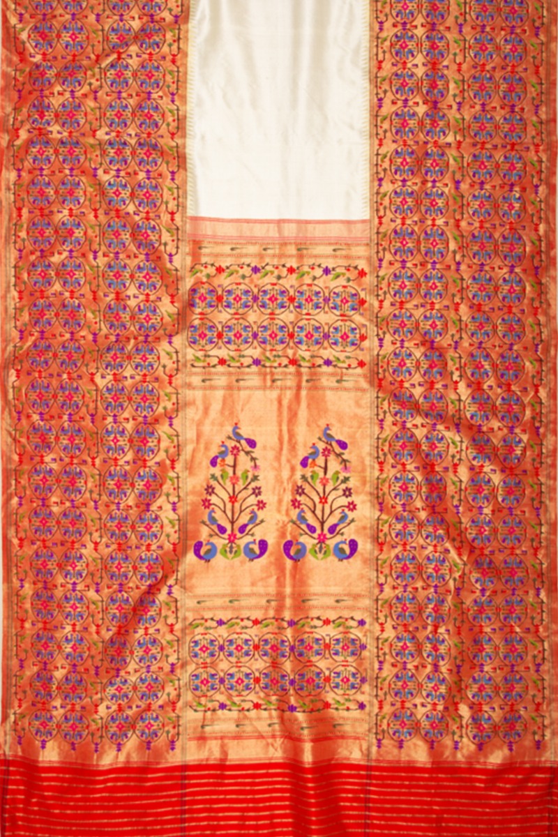 Paithani silk Mor Bangdi Cream saree