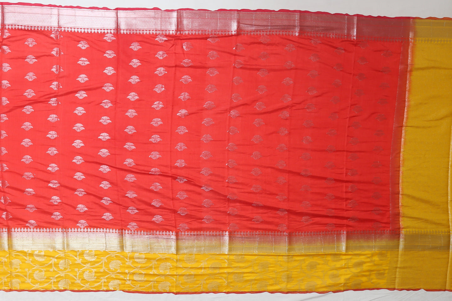 Banarasi Art Silk Butta Red Sale Saree