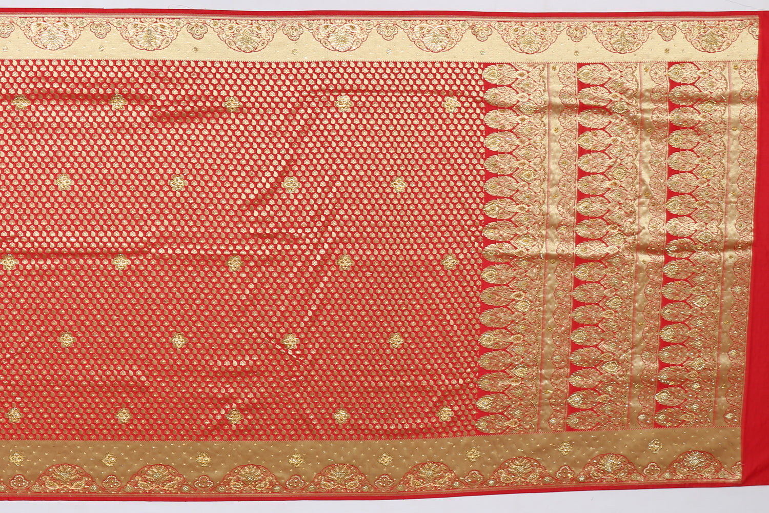 Banarasi Art Silk Embroidery Red Sale Saree