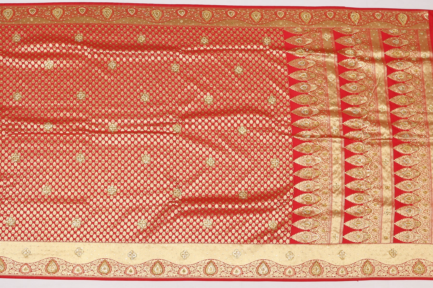 Banarasi Art Silk Embroidery Red Sale Saree